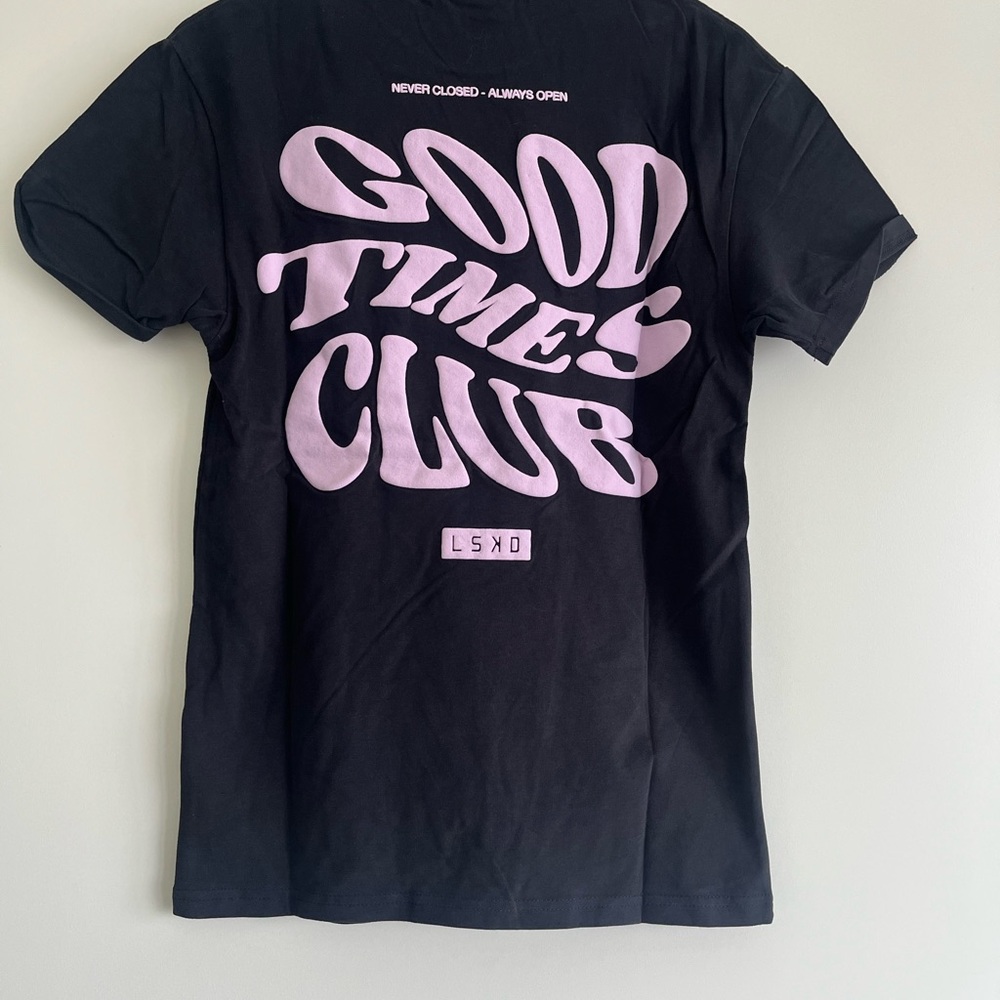 LSKD Black T-Shirt with Pink Graphic
